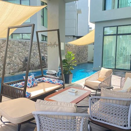 Molly Luxury Private Pool Bungalow茉莉的家豪华私人泳池别墅 Pantai Cenang  Extérieur photo