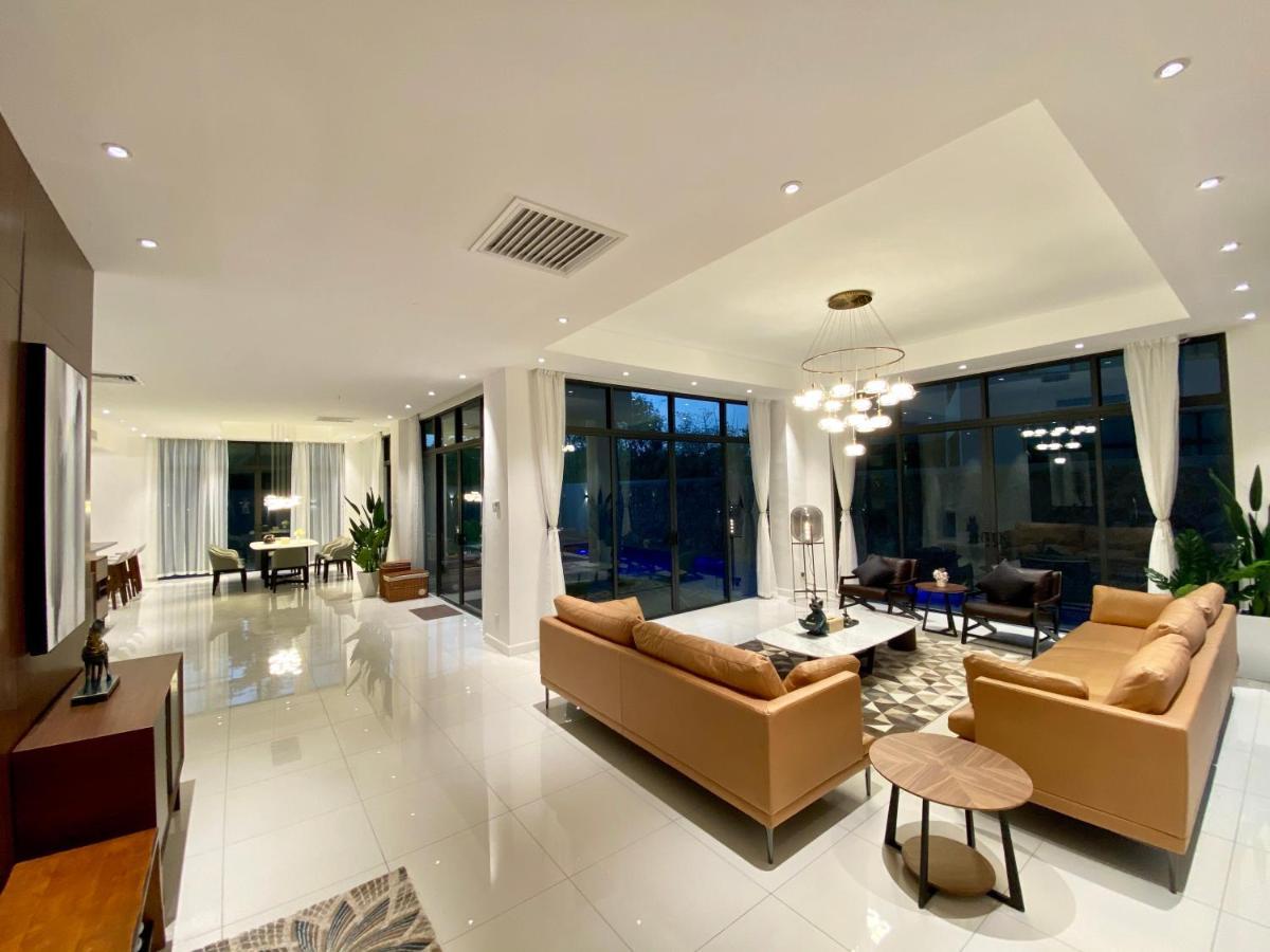 Molly Luxury Private Pool Bungalow茉莉的家豪华私人泳池别墅 Pantai Cenang  Extérieur photo