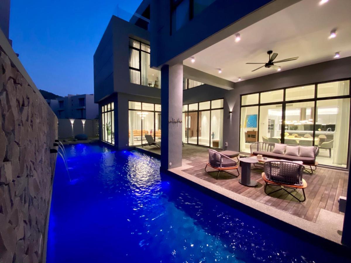 Molly Luxury Private Pool Bungalow茉莉的家豪华私人泳池别墅 Pantai Cenang  Extérieur photo